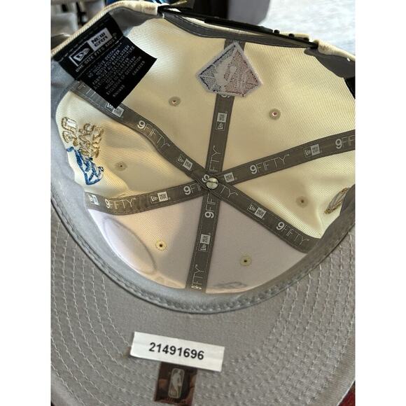 Golden State Warriors New Era 2022 NBA Champions Locker Room Snapback Hat Cap - Picture 7 of 9